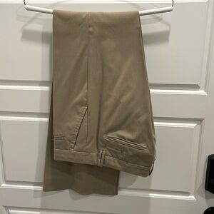 Women’s Khakis - Gap - Size 4